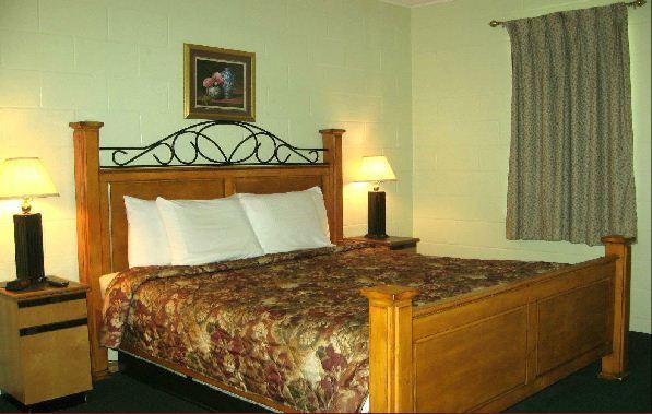 White Columns Motel Pine Mountain  Kamer foto